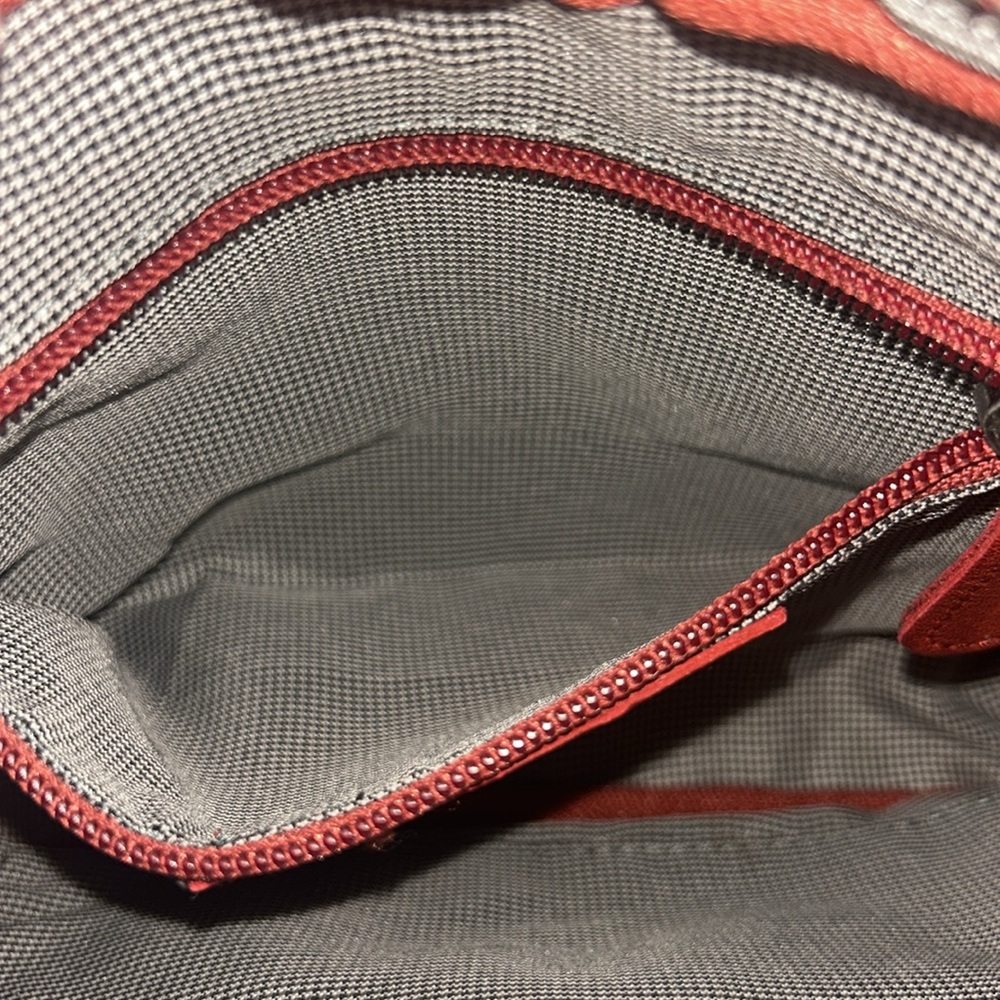 Spike & Sparrow Red Leather Camera Bag Style Crossbody - Picture 16 of 16